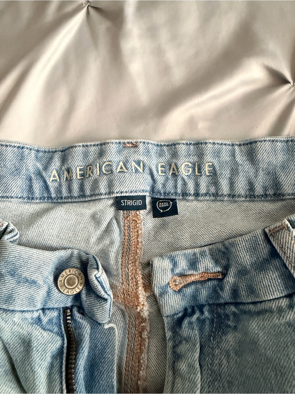 American Eagle Outfitters Light Blue Distressed Straight Leg Jeans - Picture 4 of 8
